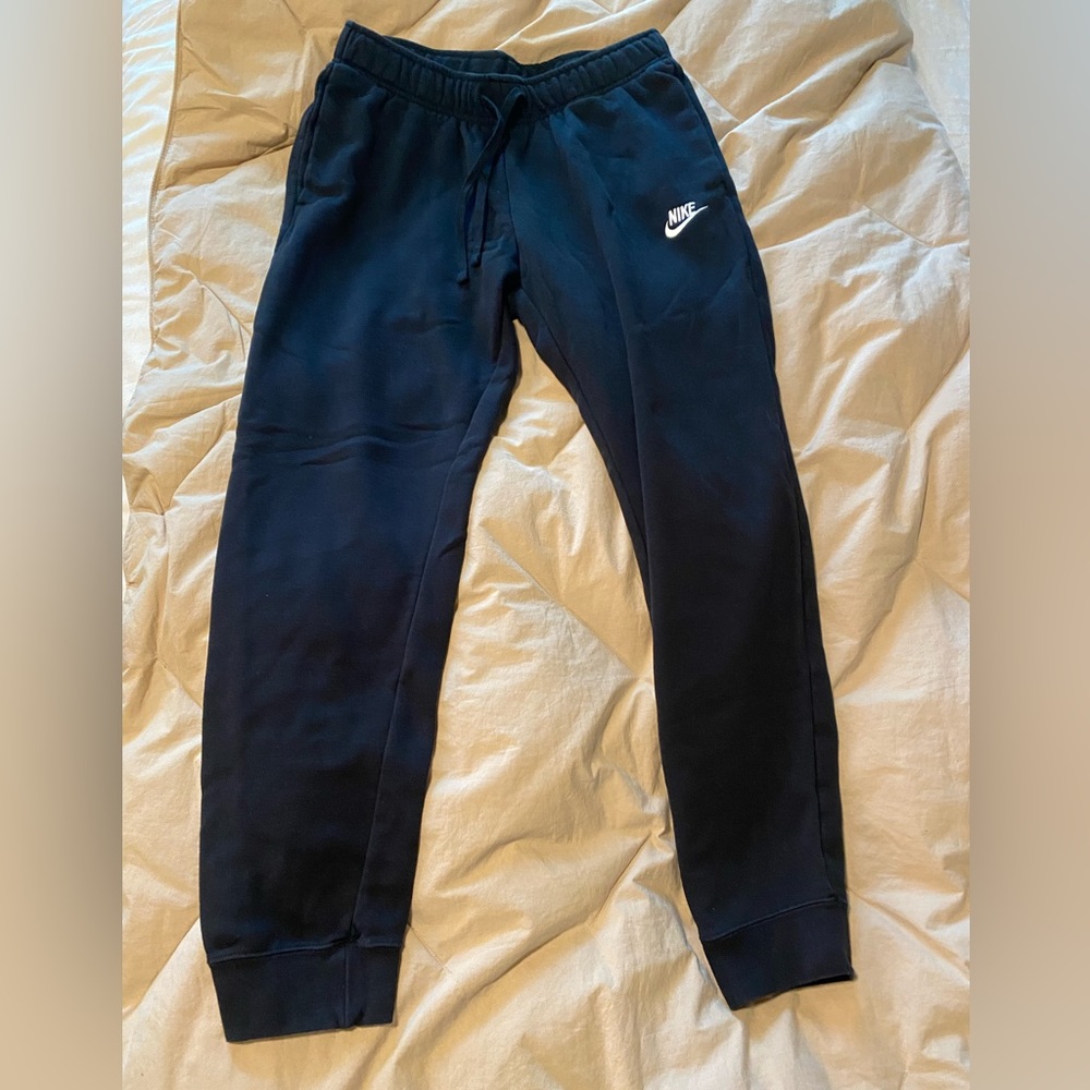 Women’s Nike sweatpants